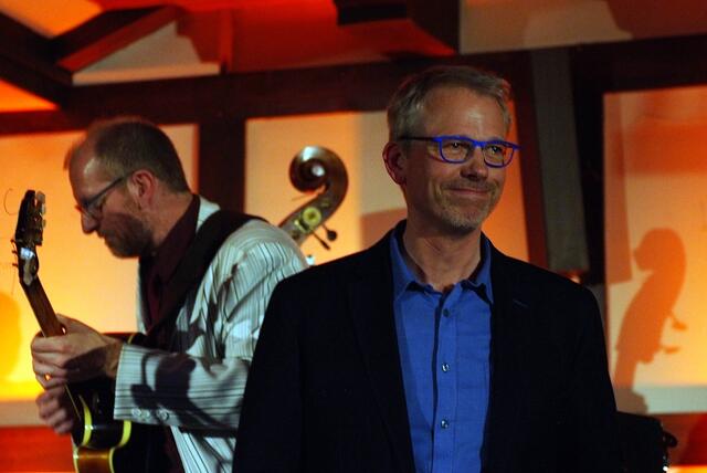 Brackstedter Mühlenkonzert. Veranstalter: Ehme de Riese. Mit Jörg Seidel (voc, git), Larry Fuller (piano), Martin Pizzarelli (baß), David Rose (voc) und Martin Blohm als Organisator und natürlich an der Mundharmonika.