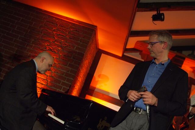 Brackstedter Mühlenkonzert. Veranstalter: Ehme de Riese. Mit Jörg Seidel (voc, git), Larry Fuller (piano), Martin Pizzarelli (baß), David Rose (voc) und Martin Blohm als Organisator und natürlich an der Mundharmonika.