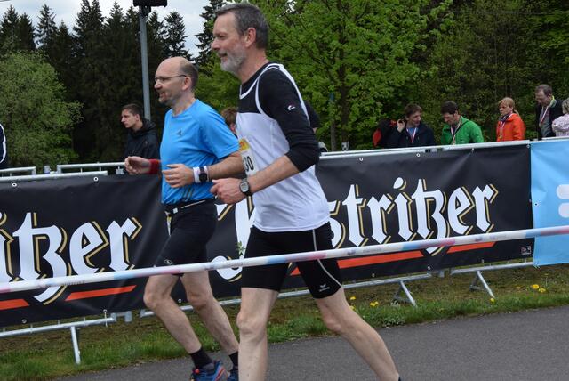 Post SV Lehrte am Rennsteig: Zieleinlauf von Jochen nach 73,5 km