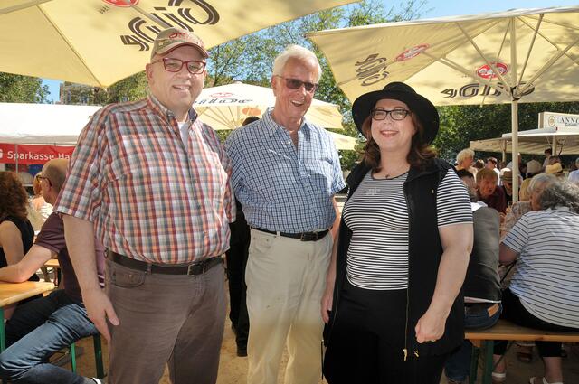 IDG-Vorsitzender Michael Kellner, Cheforganisator Reinhard Kramer und Bezirksbürgermeisterin Antje Kellner.