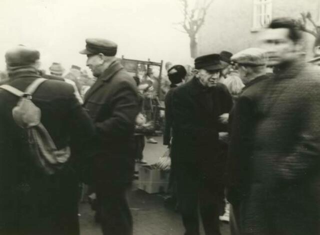 Taubenmarkt in Kölleda 1972