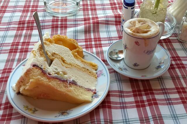 Flockensahne - mmmmmmmmmm, war die lecker !!!!