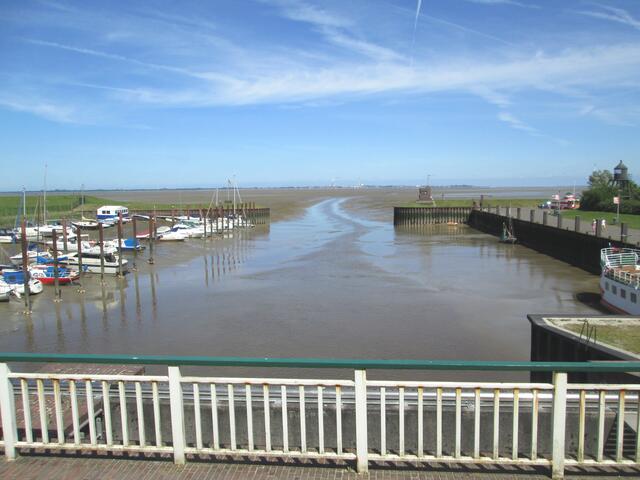Der Hafen von Dangast bei Niedrigwasser.
