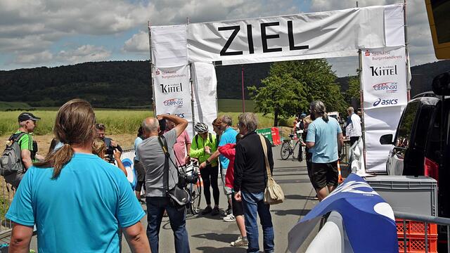 Täve im Ziel !