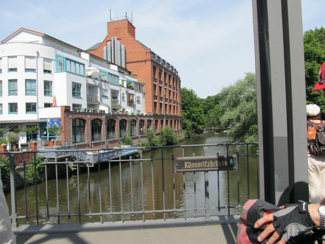 ...entlang der Elster und der vielen weiteren Gewässer in Leipzig ....