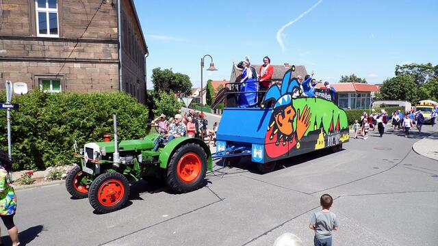 Der Festumzug zum 70.zigsten Jubiläum des Nebraer Carnevals Verein / 2.6.2017 !