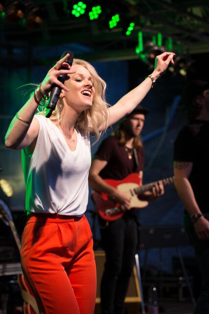 Konzert Impressionen mit der Band "Mixtape" (Foto: photo79/Sebastian Petermann)