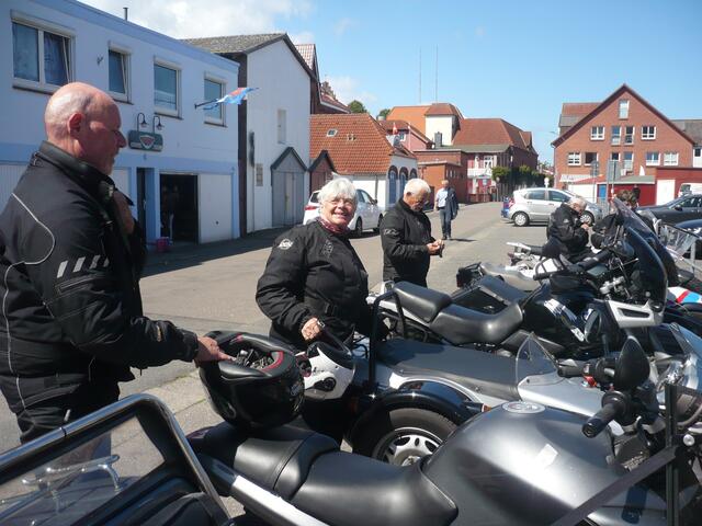 Parkplatz gefunden? Der nette Herr vom Ordnungsamt kommt schon.