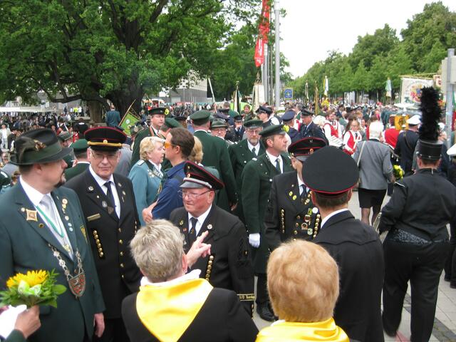 Limmer Schützen und Kameraden vom Bergmannsverein