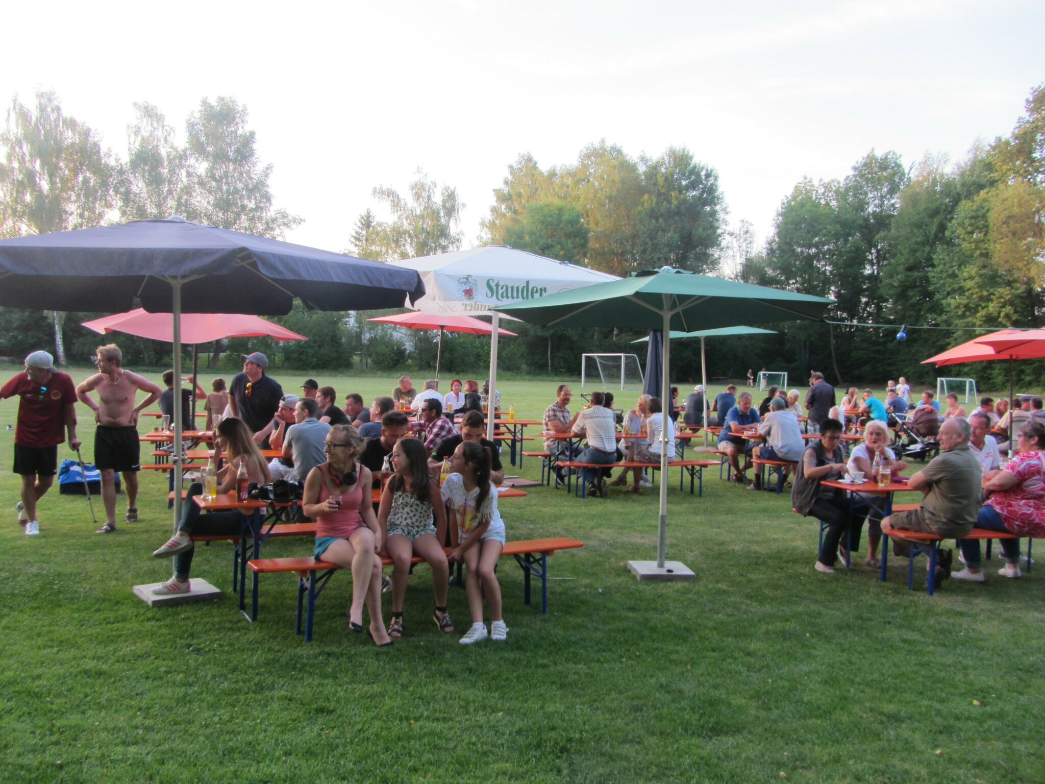 Sommernachtsfest mit Turniertag in Waltershofen Meitingen