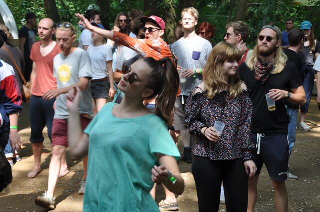 Impressionen vom SNNTG FESTIVAL - SNNTG ist Musik, SNNTG ist Kunst, SNNTG ist Kultur.