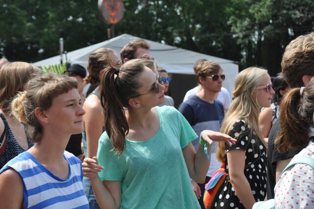 Impressionen vom SNNTG FESTIVAL - SNNTG ist Musik, SNNTG ist Kunst, SNNTG ist Kultur.