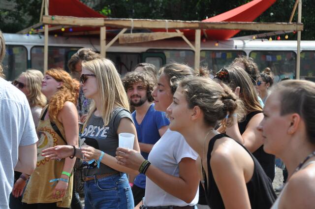 Impressionen vom SNNTG FESTIVAL - SNNTG ist Musik, SNNTG ist Kunst, SNNTG ist Kultur.