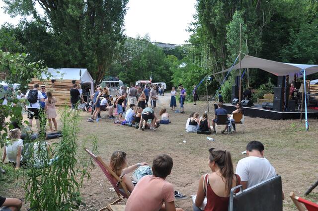 Impressionen vom SNNTG FESTIVAL - SNNTG ist Musik, SNNTG ist Kunst, SNNTG ist Kultur.