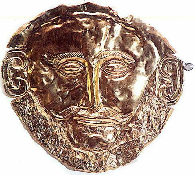 Eine der goldenen Fürstenmasken aus den "Königsgräbern" in Mykene, ehemals als "Agamemnon" bezeichnet.