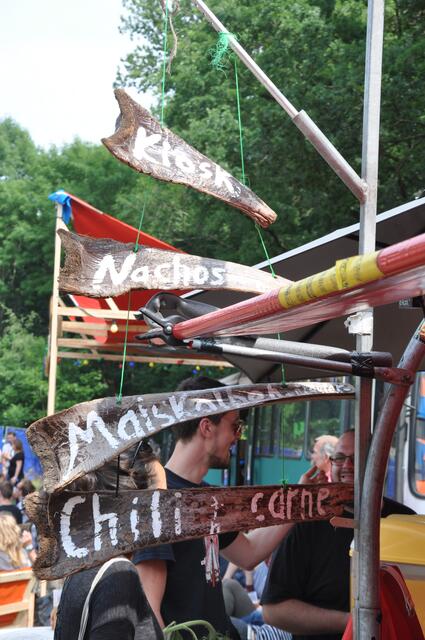 Impressionen vom SNNTG FESTIVAL - SNNTG ist Musik, SNNTG ist Kunst, SNNTG ist Kultur.