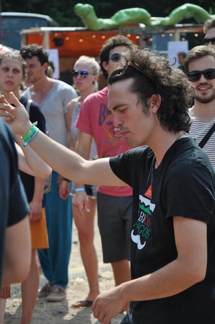 Impressionen vom SNNTG FESTIVAL - SNNTG ist Musik, SNNTG ist Kunst, SNNTG ist Kultur.