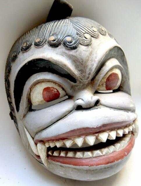 Sri Lanka, Kolam-exorzismus