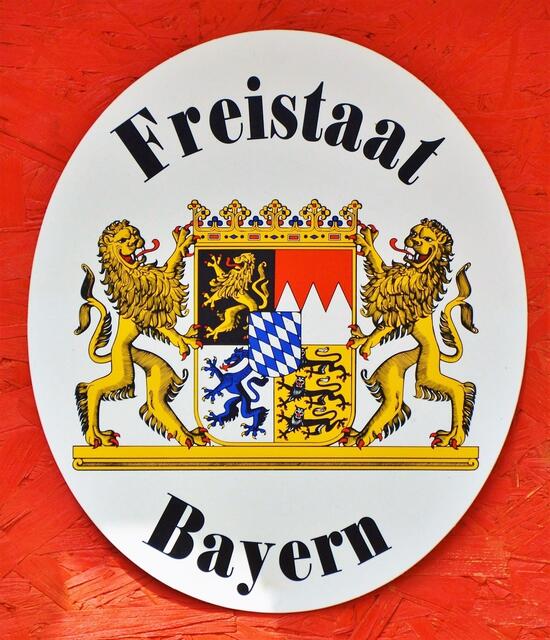 pixabay.com/de/schild-blechschild-wappen-2435668/ | Foto: wie vor