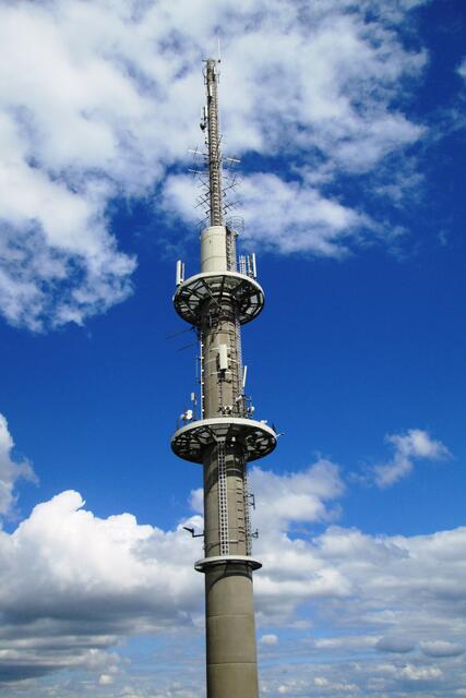 Der Funkturm auf dem Bollerberg (Teilansicht).