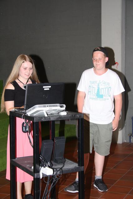 Nina Berger und Maximilian Krahe, Schüler des Paul Klee Gymnasiums Gersthofen