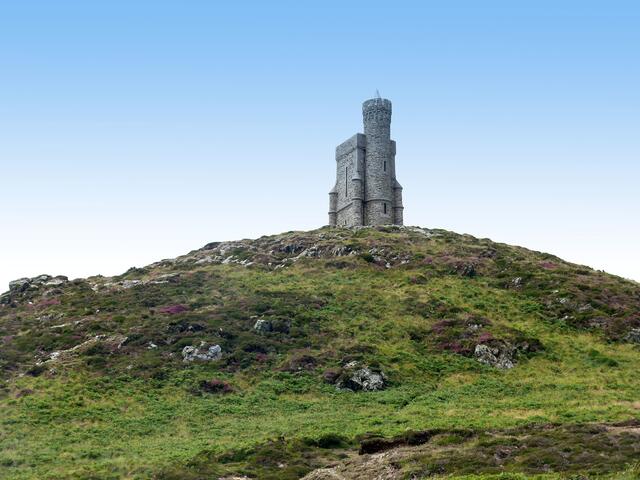 Aussichtsturm Millner*s Tower auf dem Bradda Head bei Port Erin