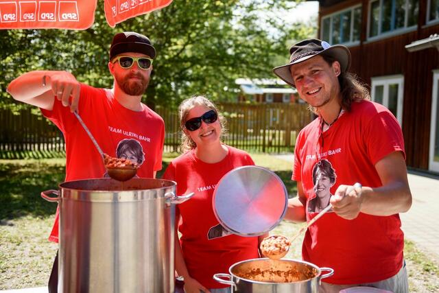 Ob mit oder ohne Fleisch - das Chili zu "Chili Con Courage" kam besonders gut bei den Gästen an.
