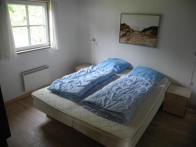 Eines der vier Schlafzimmer im Ferienhaus Vestervang 12