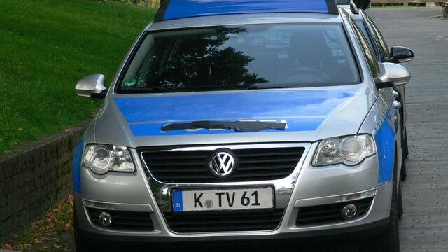 Meuchelbeck....Pause für den Polizeiwagen..heute mal nicht im Einsatz