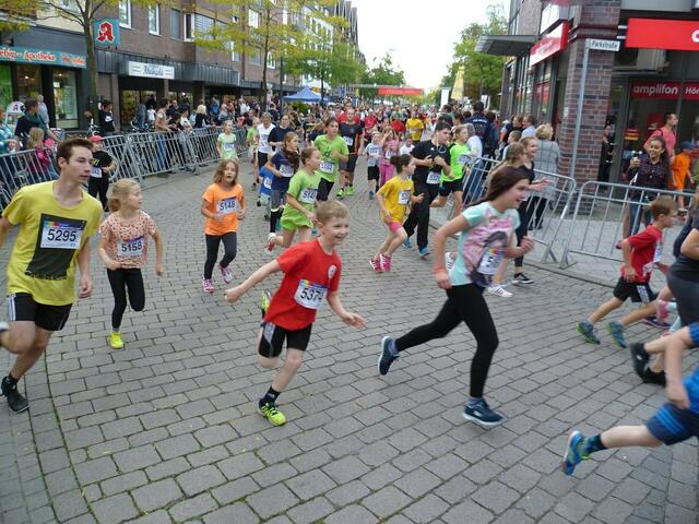 Start zum Zwei-Kilometer-Lauf.