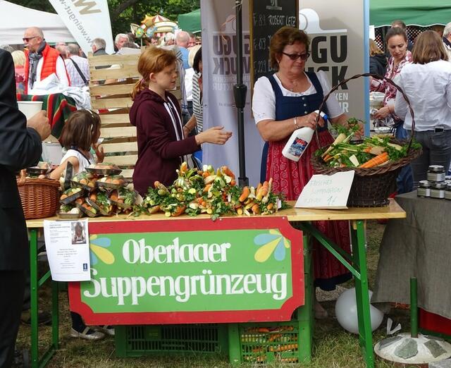2. September 2017 - Feierliche Eröffnung der Verlängerung der Wiener U-Bahn-Linie U1: Gemüse direkt aus dem Wiener Ortsteil Oberlaa.