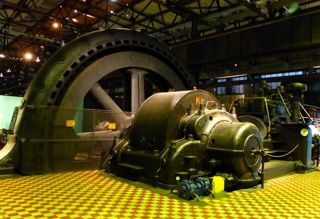 Winderzeuger in   der Gebläsehalle