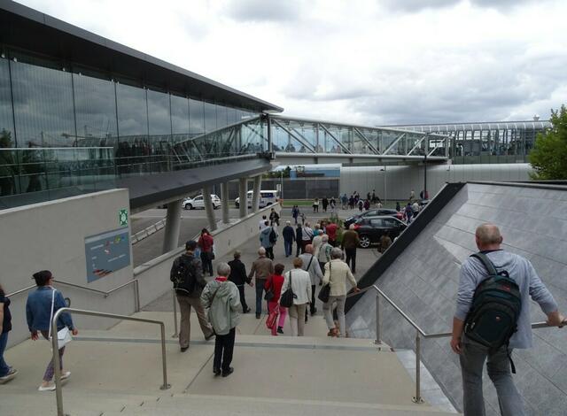 2. September 2017 - Feierliche Eröffnung der Verlängerung der Wiener U-Bahn-Linie U1: Architektur der neuen Endstelle Oberlaa.
