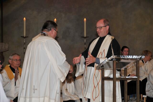 Pfarrer Dr. Mieczyslaw Pyrek erhielt heute Nachmittag (10. September) seine Entpflichtungsurkunde.
