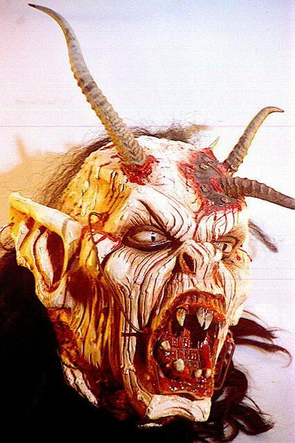 Modernistischer Krampus aus Rottenmann (Schnitzer Barth)