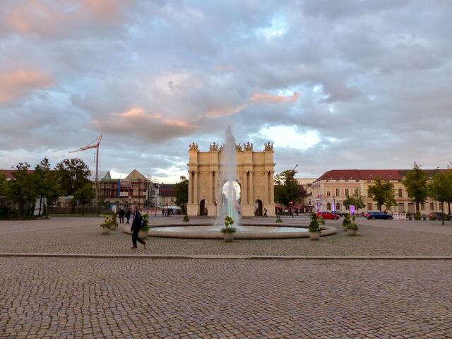 Luisenplatz mit BrandenburgerTor