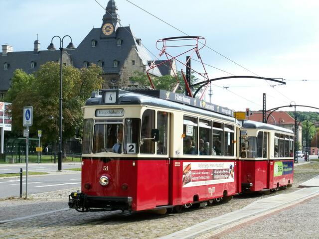Wagen 51 und Beiwagen 19 Theaterplatz