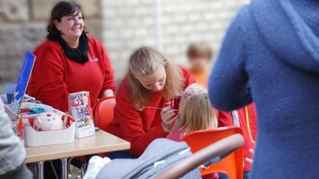 Kinderschminken bei der Polizeidirektion Hannover