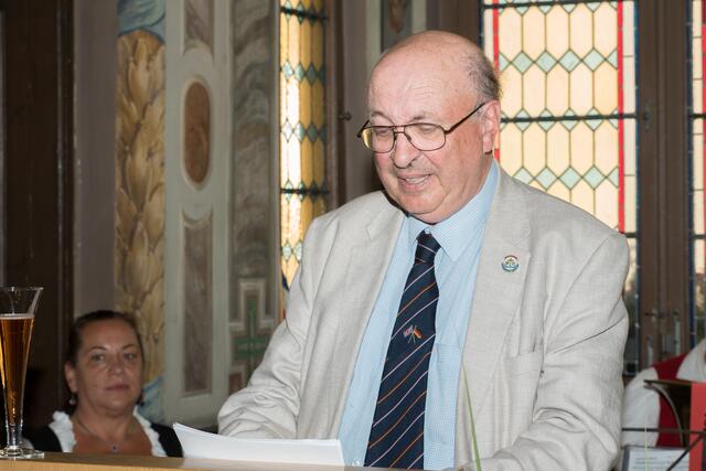 25 Jahre Städtepartnerschaft Friedberg (Bayern) / Chippenham (UK) - John Scragg bei der Festansprache im Friedberger Rathaus
