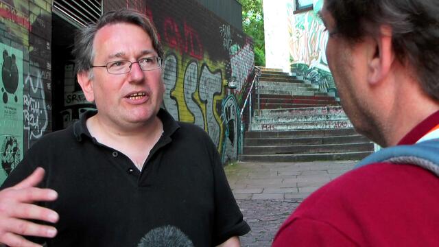 Zurück zum Beginn der Demo (16 Uhr) - Interview mit Co-Organisator Michael Martin - er hatte das alles bereits kommen sehen ...