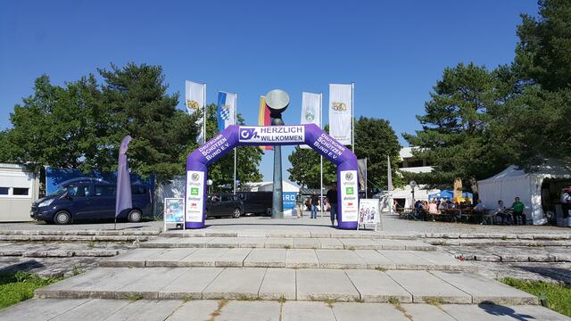Der Eingang zur Olympiaschießsportanlage in Garching bei München.