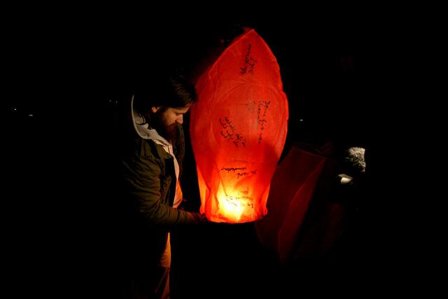 Candle-Aktion zum Abschluss des Diana-Jahres am 31.12.2007 in Berlin