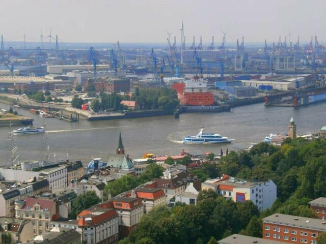 Blick vom Hamburger Michel über Hamburg