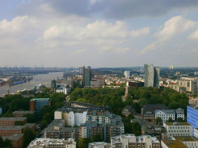 Blick vom Hamburger Michel über Hamburg