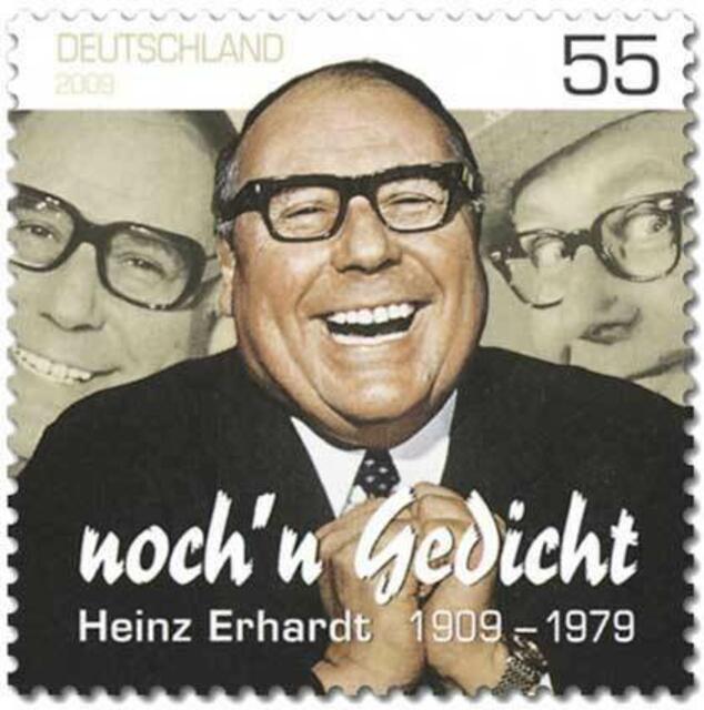 Heinz Erhardt, geb. 1909 in Riga: Sonderbriefmarke 2009 &gt; https://de.wikipedia.org/wiki/Heinz_Erhardt#/media/File:DPAG_2009_Heinz_Erhardt,_noch%27n_Gedicht.jpg | Foto: wie vor