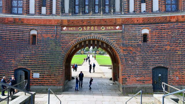 Der mächtige Backsteinbau symbolisierte von Anfang an stets auch Wirtschaftsmacht, Reichtum und das Selbstbewusstsein der Hansestadt. Foto: Helmut Kuzina