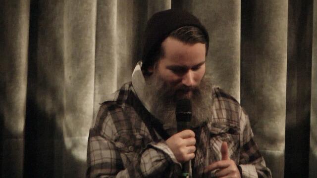 Und dann auch ein paar ernste Töne, zu den aktuellen Entwicklungen im Zusammenhang mit der Aufarbeitung der Gipfelgeschehens. Erst dieser Tage erschien im Spiegel eine neue Geschichte, die gerade hohe Wellen schlägt, wonach die Polizei abschließend KEINE BEWEISE FÜR EINEN HINTERHALT IN DER SCHANZE (vom Abend des 7. Juli) habe FINDEN KÖNNEN - hier bitte lesen:
http://www.spiegel.de/panorama/justiz/g20-polizei-findet-keine-beweise-fuer-hinterhalt-im-schanzenviertel-a-1171599.html