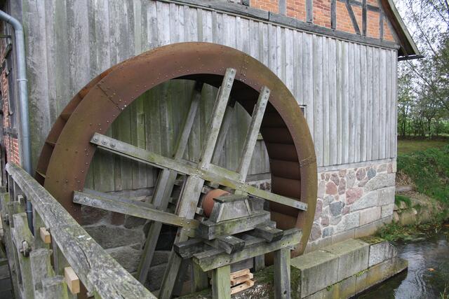 das Wasserrad wurde 2008 neu angefertigt