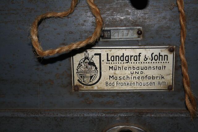 Walzenstuhl der Firma Landgraf und Sohn, Bad Frankenhausen