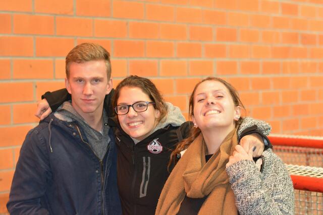Ohne unsere Helfer ginge bei den Spielen rein gar nichts (v.l.n.r. die Physiotherapeuten Matthias Kirschner und Liana Hupfauer mit Schwester Sina Hupfauer)